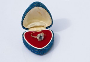 antique-engagement-ring